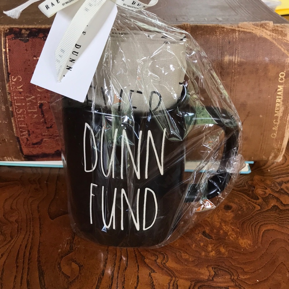 Dunn Fund Black Mug & Tea Towel Set NWT